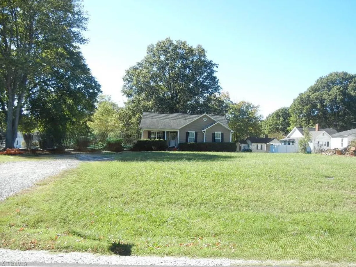 306 S Ayersville Road, Mayodan, NC 27027 Property for sale