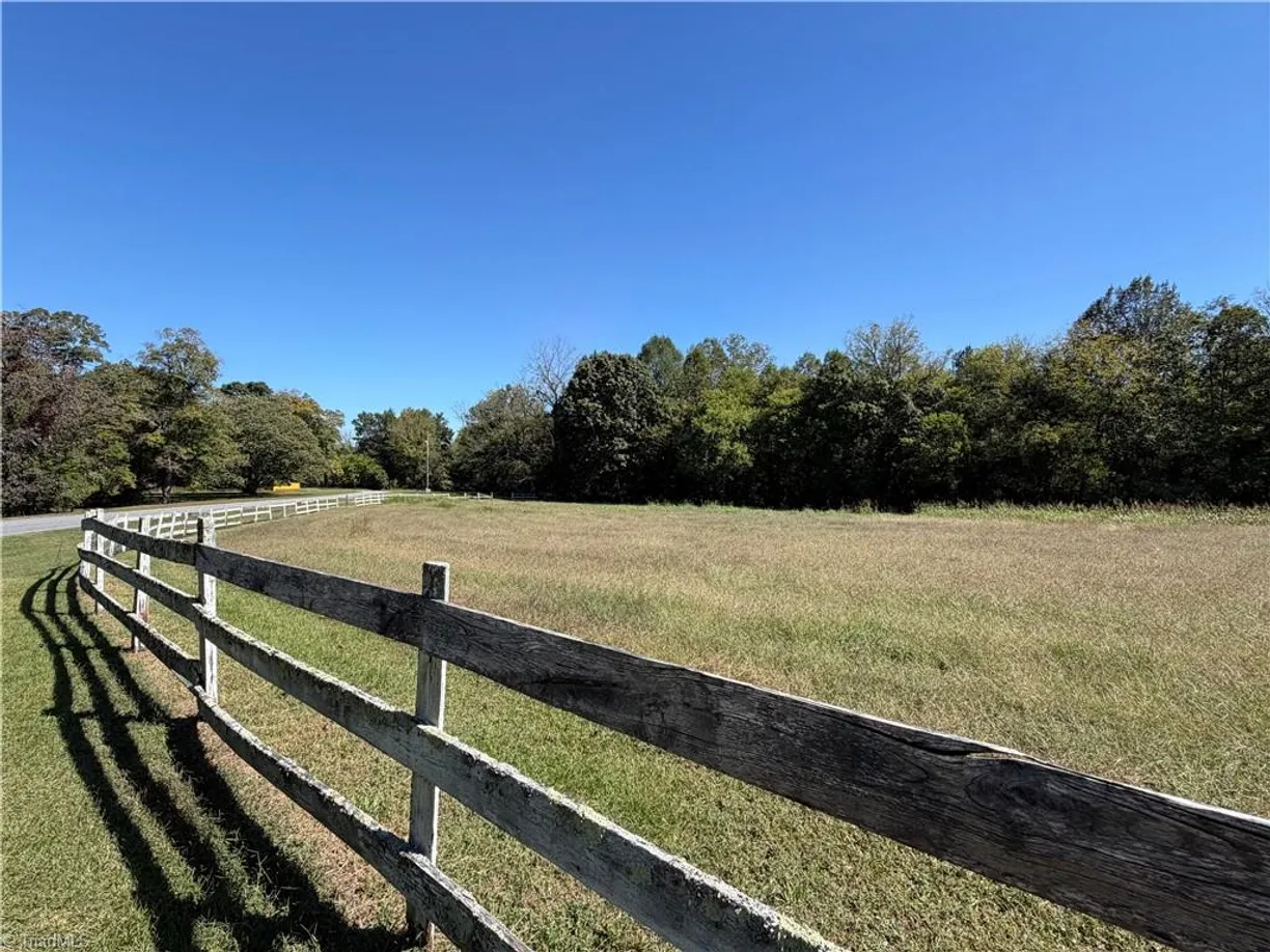 3203 Nancy Jean Road, Greensboro, NC 27406 Property for sale