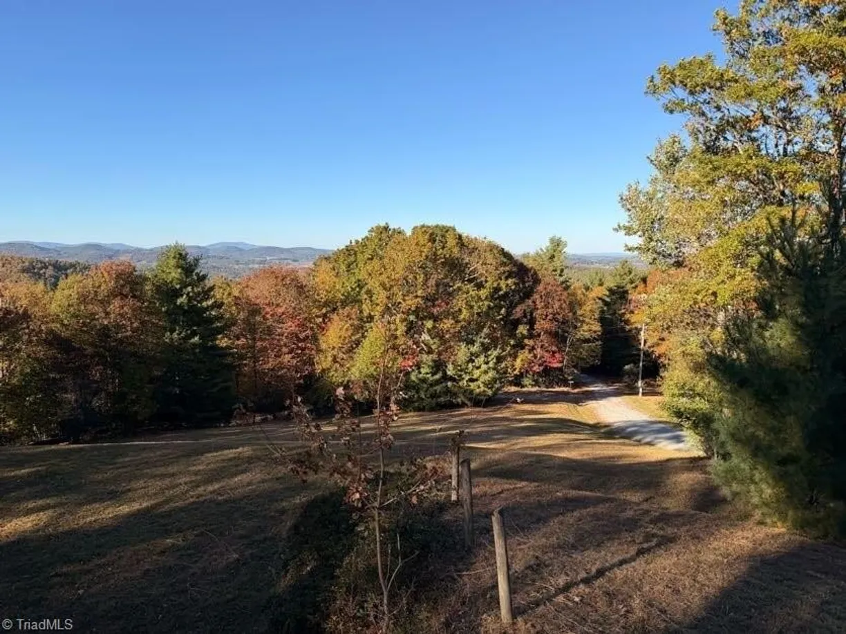 718 Green Mountain Road, Sparta, NC 28675 Property for sale
