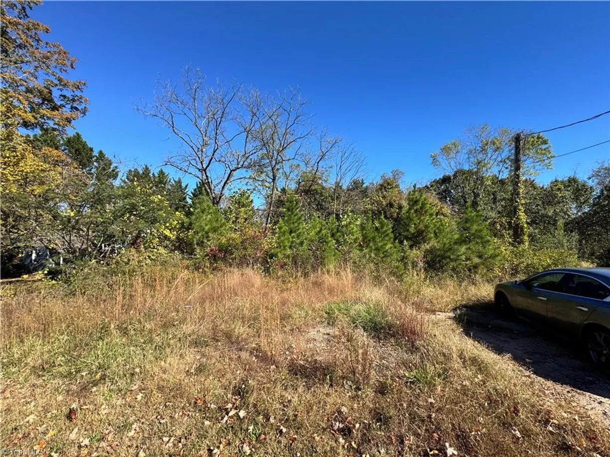 703 Pleasant Hill Drive, Elkin, NC 28621 Property for sale