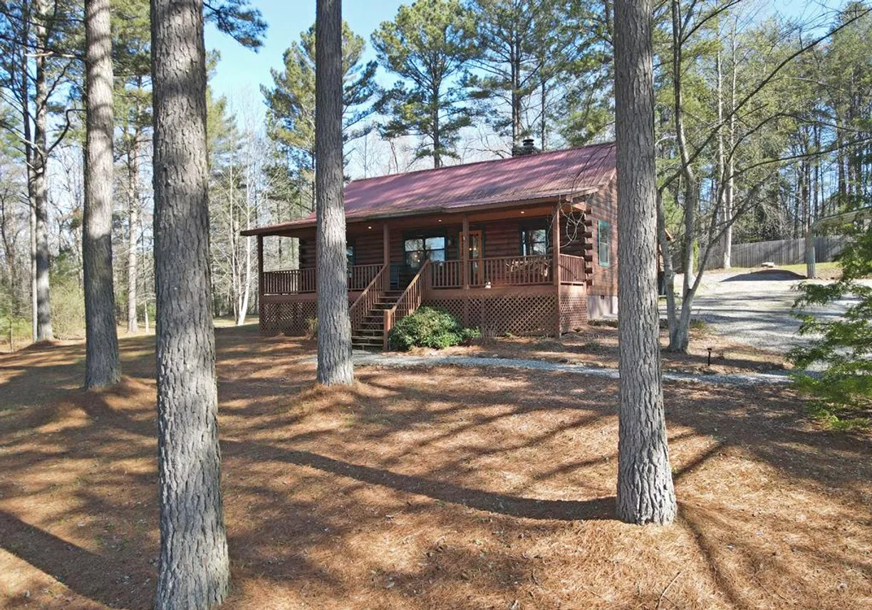 Athens, GA Real Estate | View 262 Havenwood Road | 2 Beds, 2 Baths