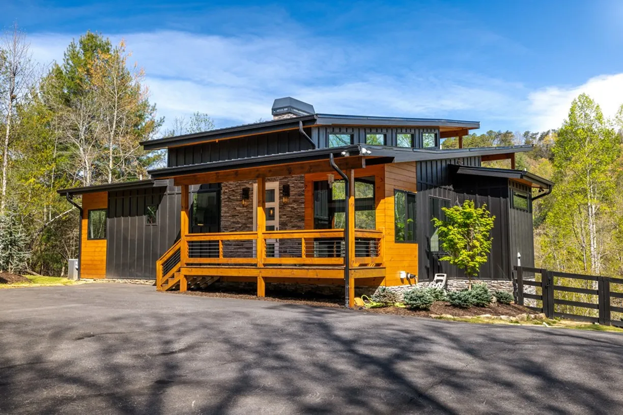 Athens, GA Real Estate | View 1934 Hogback Drive | Listing