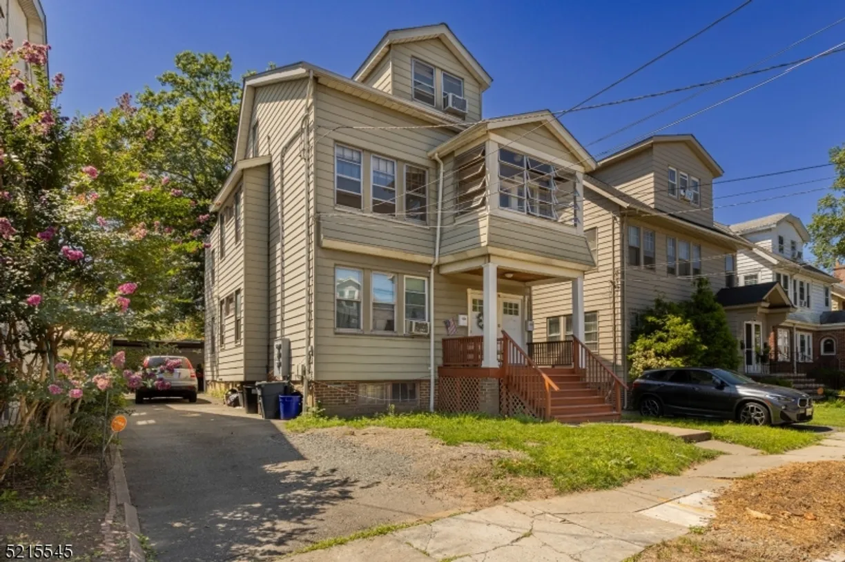 Rockland/Orange/NJ Real Estate | View 76 Sandford | Listing | View 2