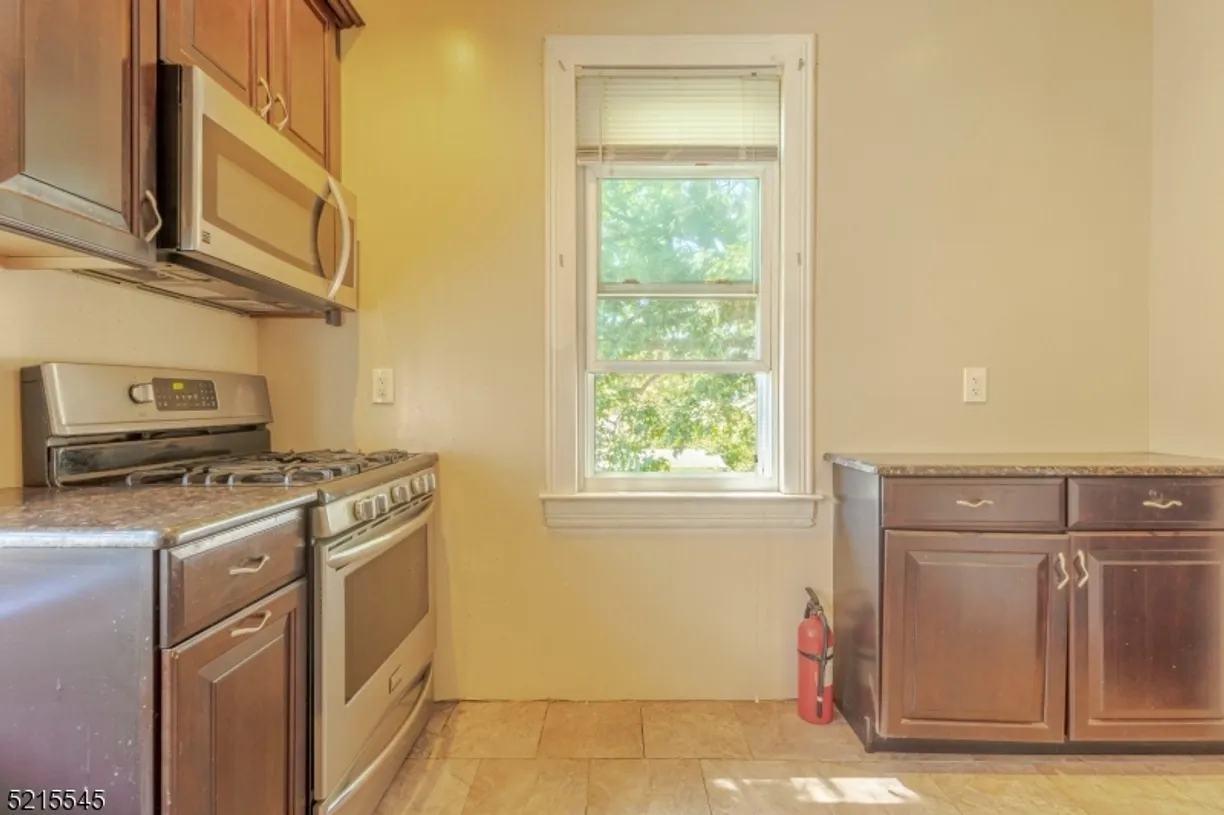 Rockland/Orange/NJ Real Estate | View 76 Sandford | Listing | View 31