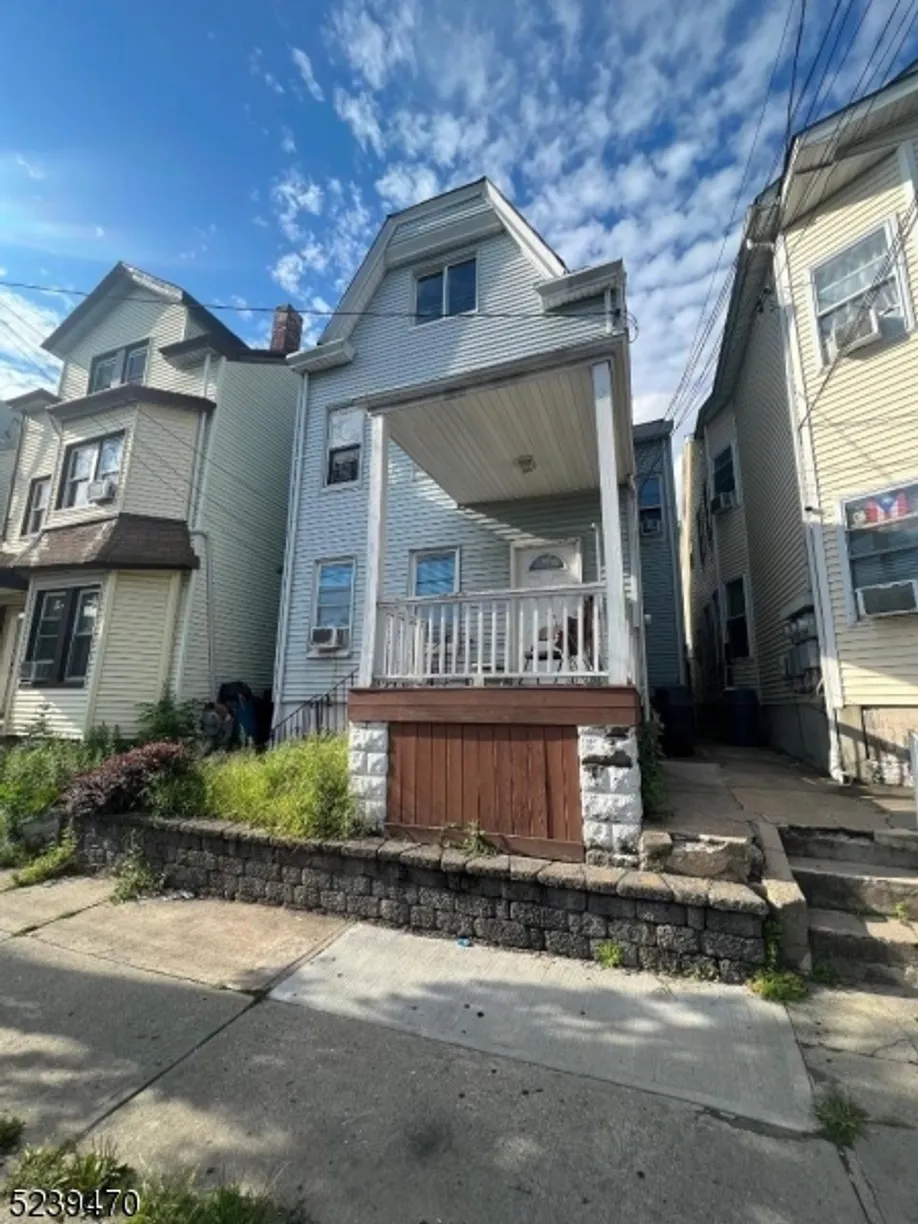 Rockland/Orange/NJ Real Estate | View 105 Lyon St | Listing | View 10