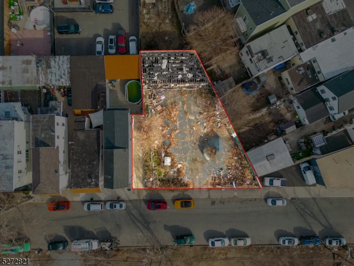 Rockland/Orange/NJ Real Estate | View 32 Waydell St