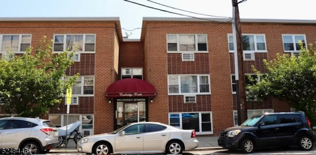 Jersey City/Hoboken Real Estate | View 120 32nd St, 2O | 2 Beds, 1 Bath