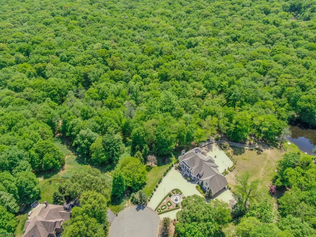 Bergen County Real Estate | View 9 Vista Ct | Listing