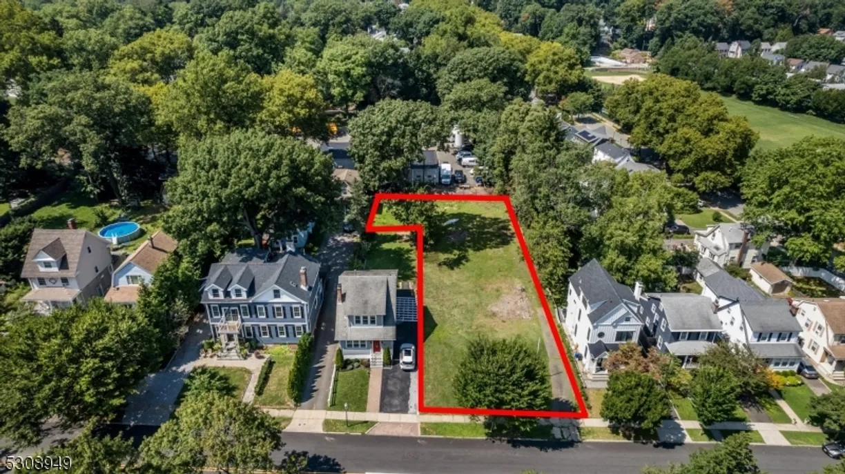 Jersey City/Hoboken Real Estate | View 20 Midland Ave | Listing