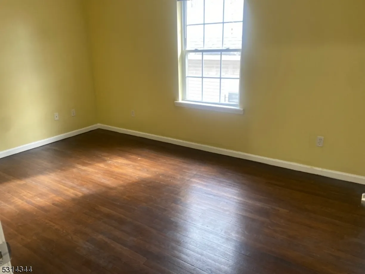 Rockland/Orange/NJ Real Estate | View 43 Hedden Ter | 1 Bed, 1 Bath