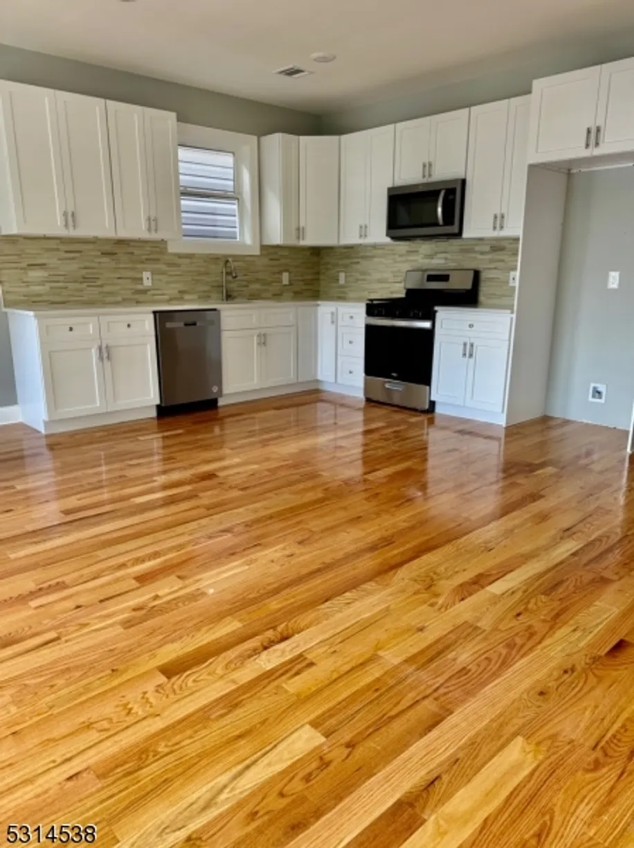 Rockland/Orange/NJ Real Estate | View 225 S 6th St 1st fl, 1 | Listing