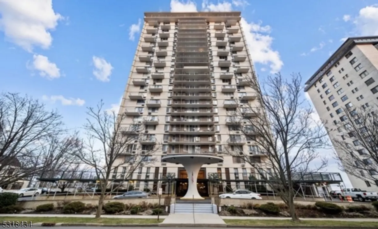 Jersey City/Hoboken Real Estate | View 160 Overlook Ave, 24 | Listing