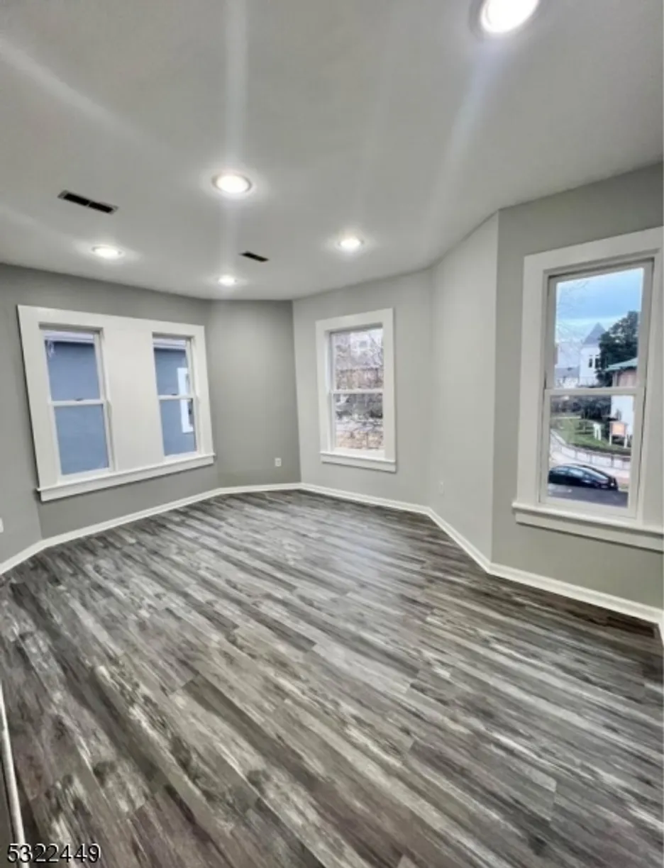 Jersey City/Hoboken Real Estate | View 74 Church St | Listing