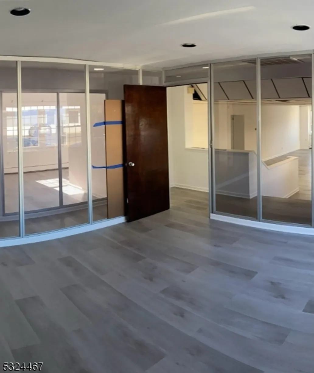 Jersey City/Hoboken Real Estate | View 477 Chestnut St | Listing