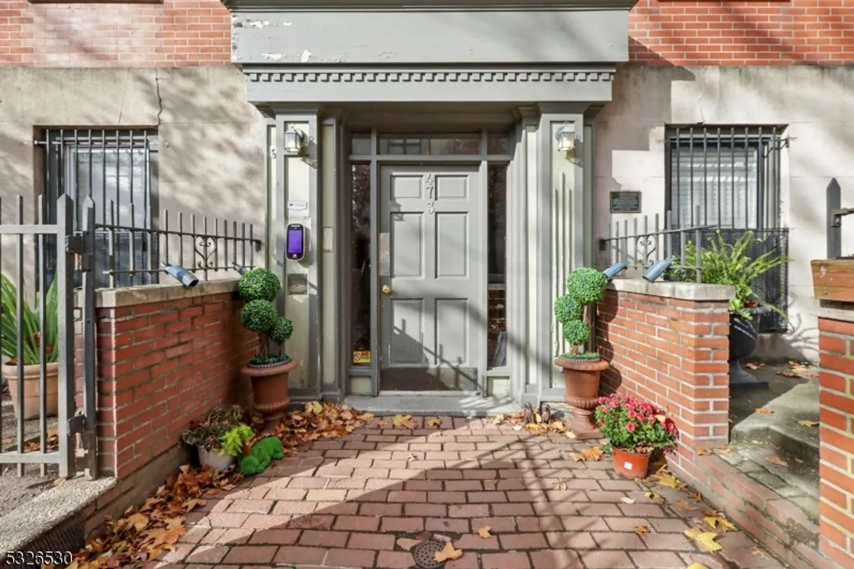 Jersey City/Hoboken Real Estate | View 473 Jersey Ave, 301 | 1 Bed