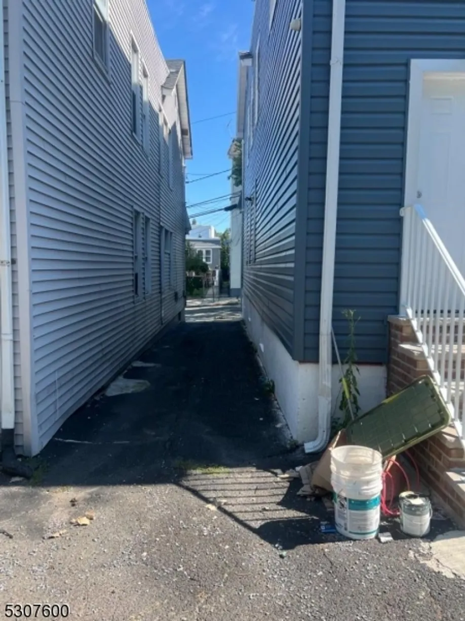 Rockland/Orange/NJ Real Estate | View 27 Highland Ter | Listing