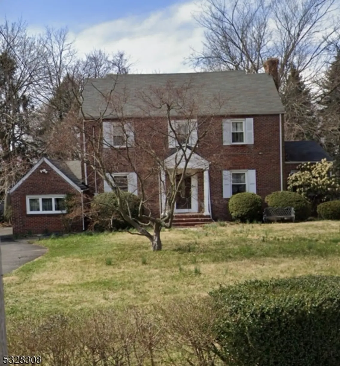 Jersey City/Hoboken Real Estate | View 357 Maywood Ave | 4 Beds