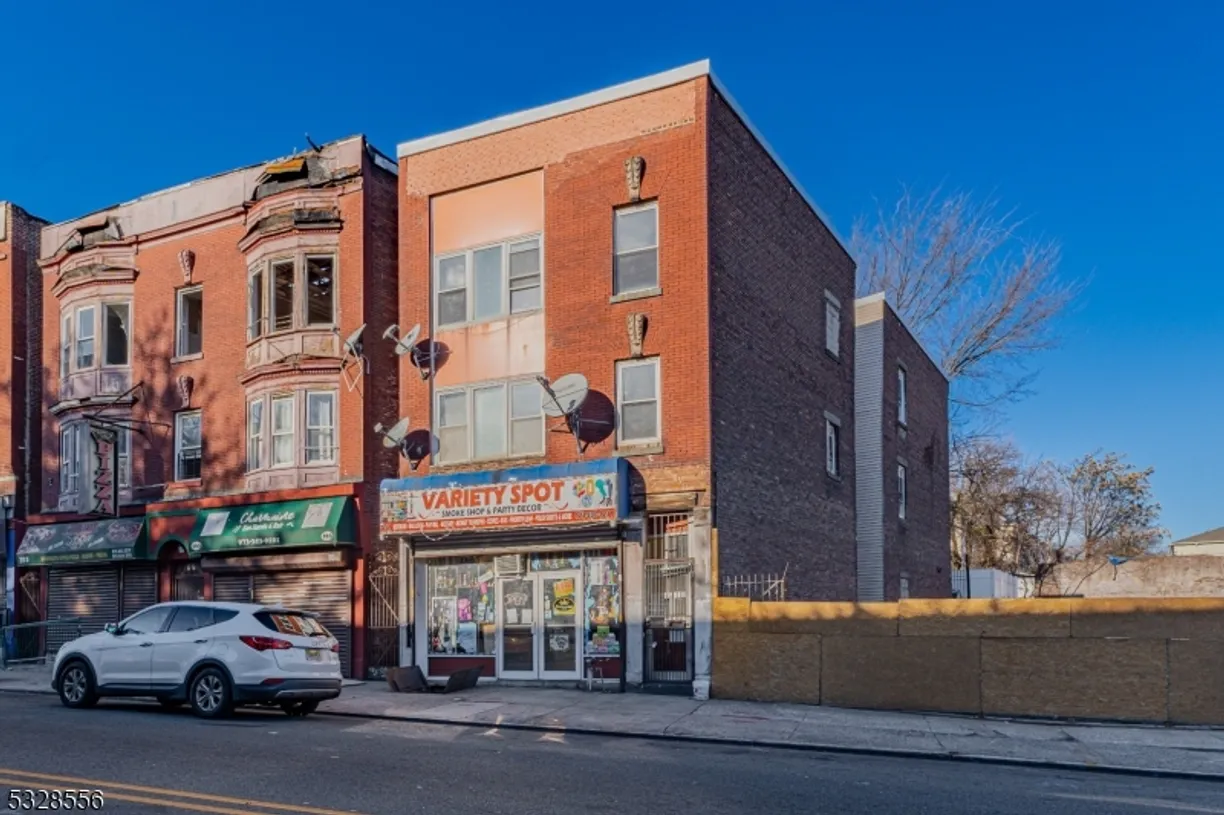 Rockland/Orange/NJ Real Estate | View 261 S Orange Ave | Listing