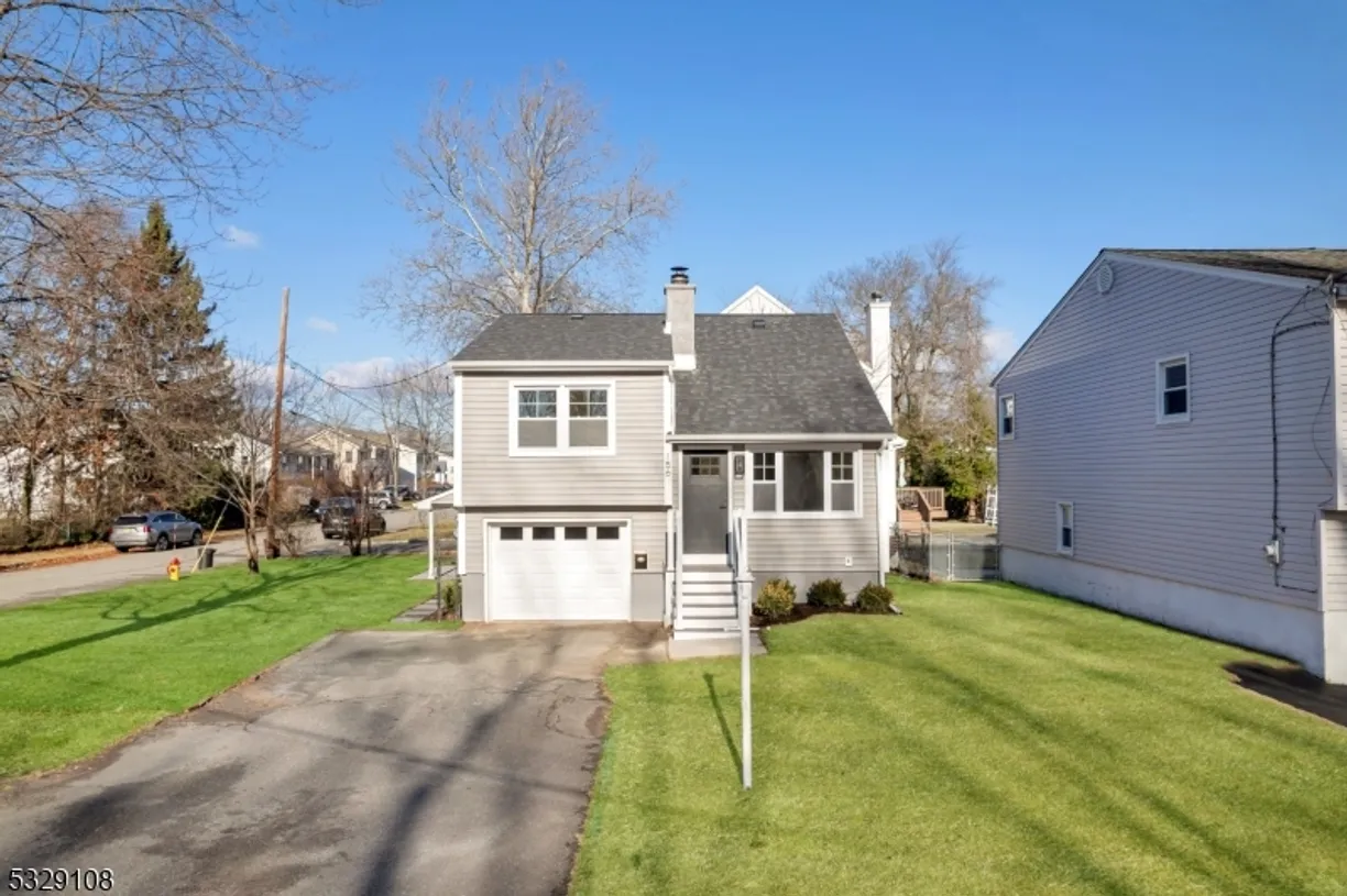 Jersey City/Hoboken Real Estate | View 156 Jacksonville Dr | 3 Beds, 1 Bath