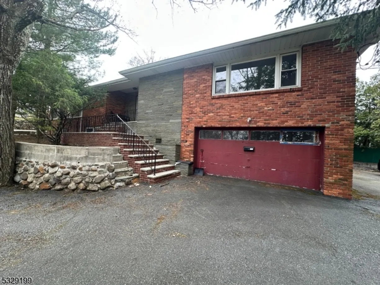 Jersey City/Hoboken Real Estate | View 27 Edgemont Rd | Listing