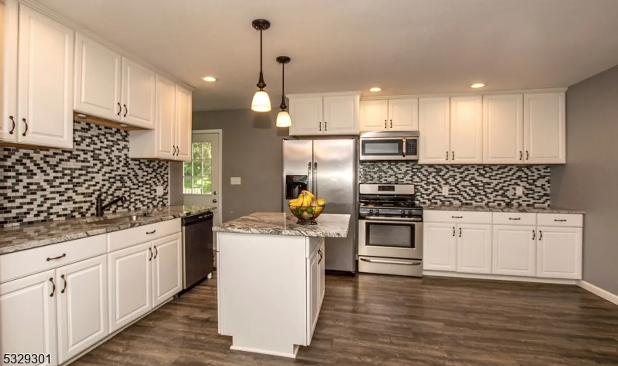 Rockland/Orange/NJ Real Estate | View 8 Maple Dr | Listing