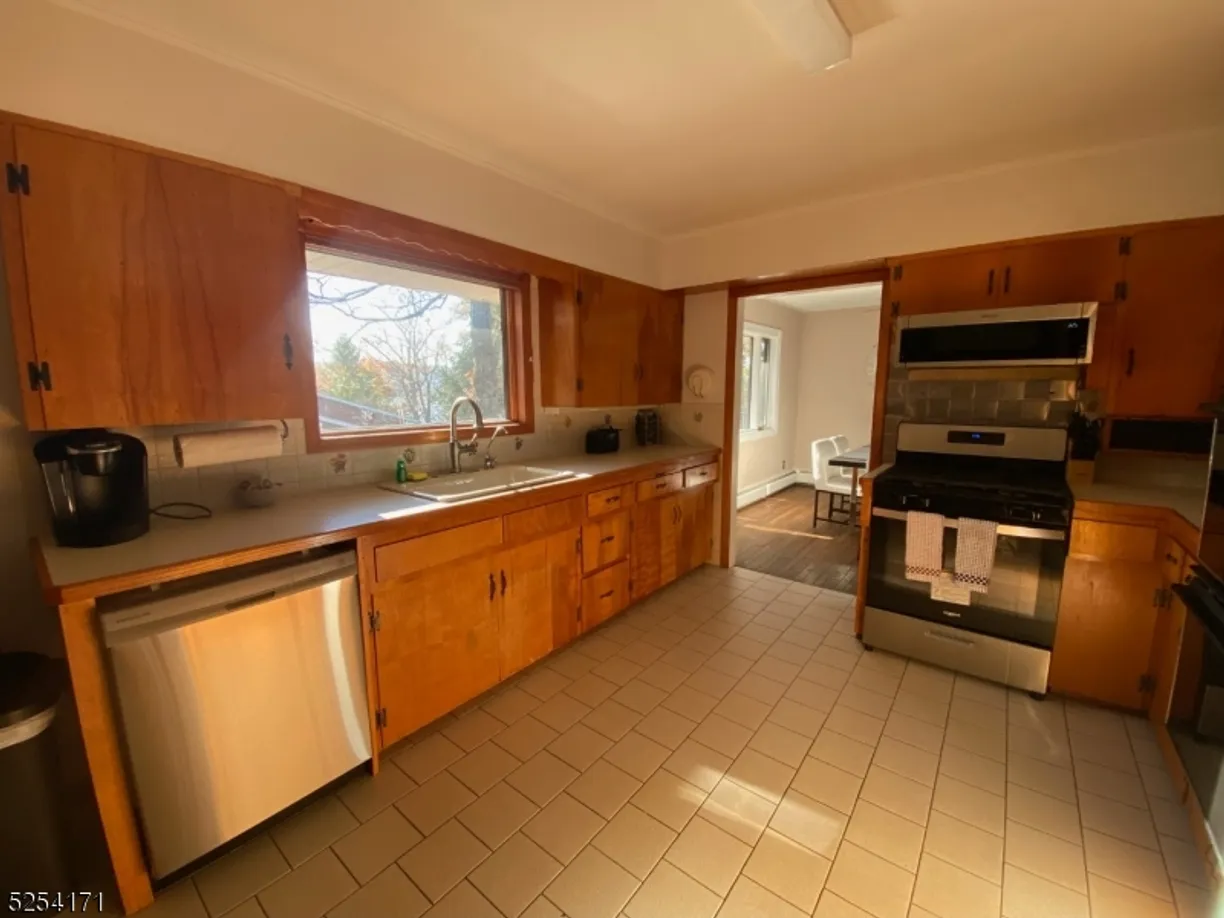 Rockland/Orange/NJ Real Estate | View 200 jersey | Listing