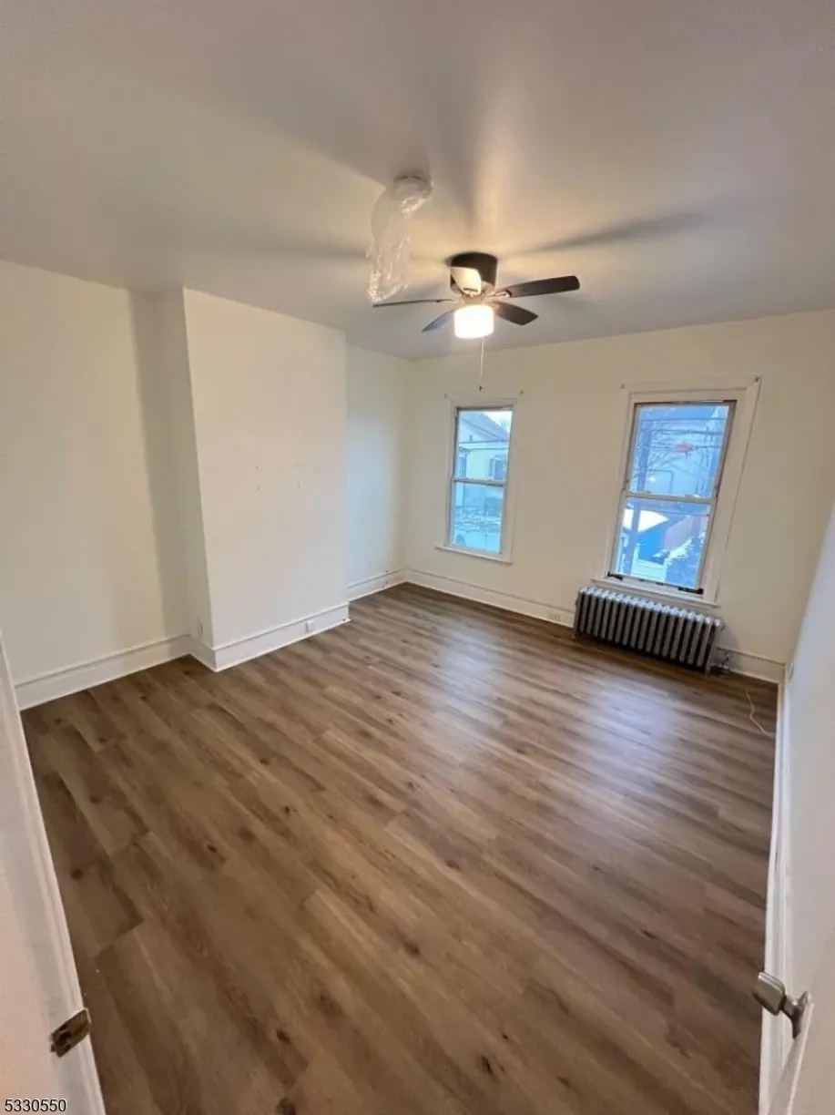 Jersey City/Hoboken Real Estate | View 39 Thomas St | Listing