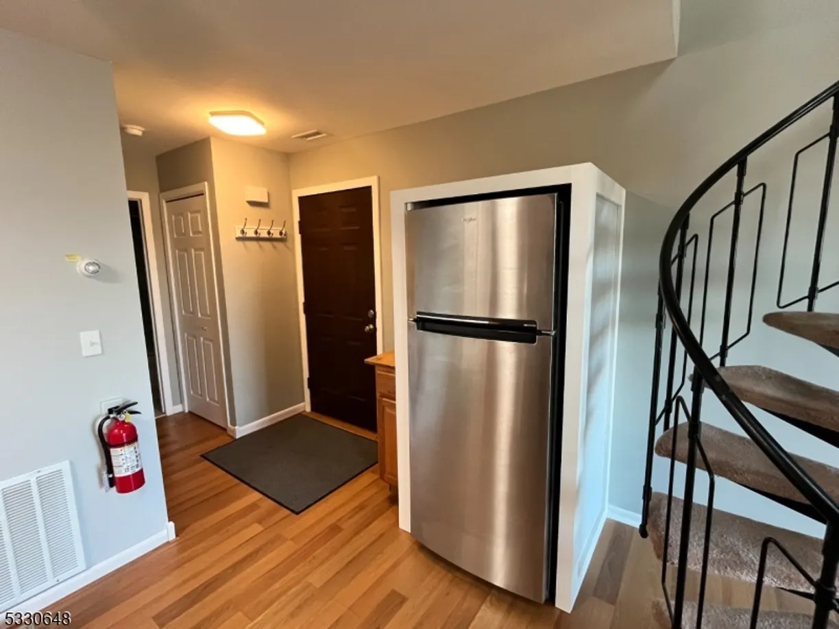Jersey City/Hoboken Real Estate | View 5 Davos Dr, 8 | Listing