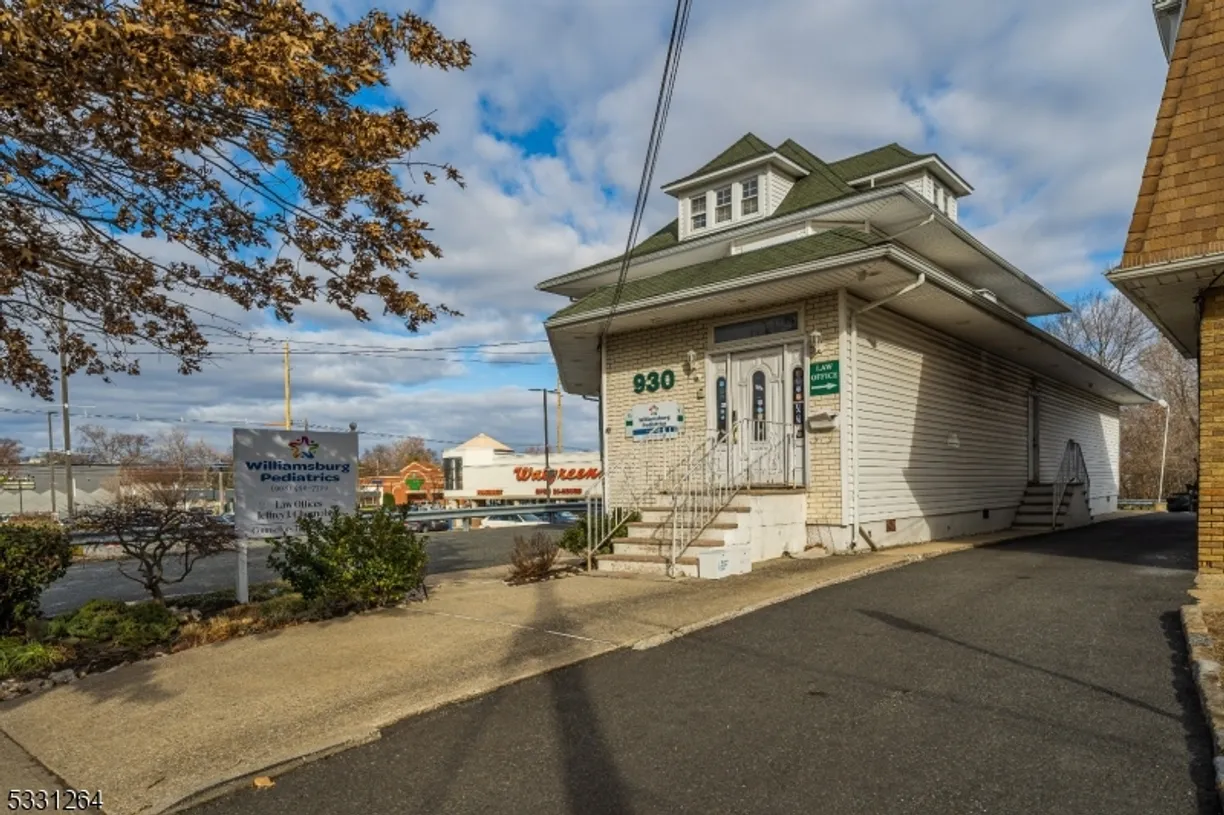 Bergen County Real Estate | View 930 N Wood Ave | Listing