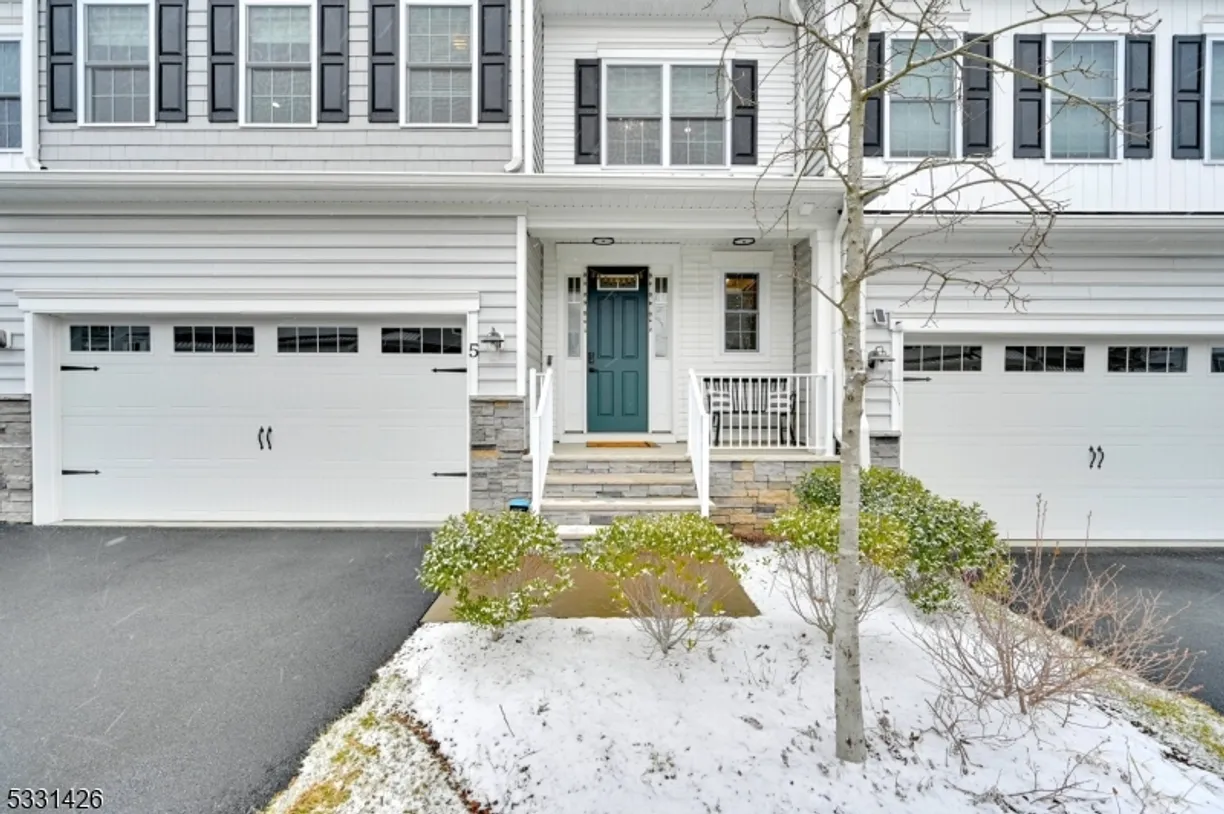 Jersey City/Hoboken Real Estate | View 5 Sequoia Dr | Listing