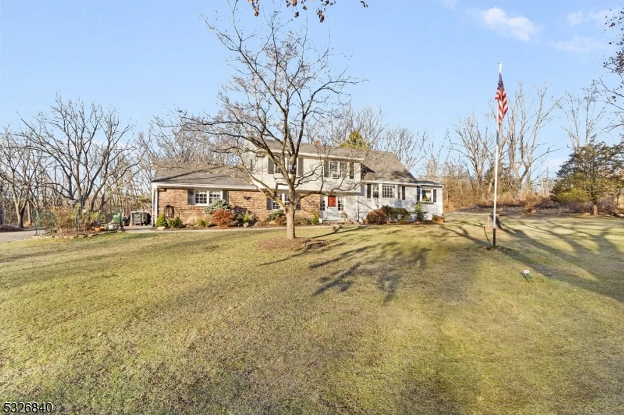 Jersey City/Hoboken Real Estate | View 25 Sherwood Dr | Listing