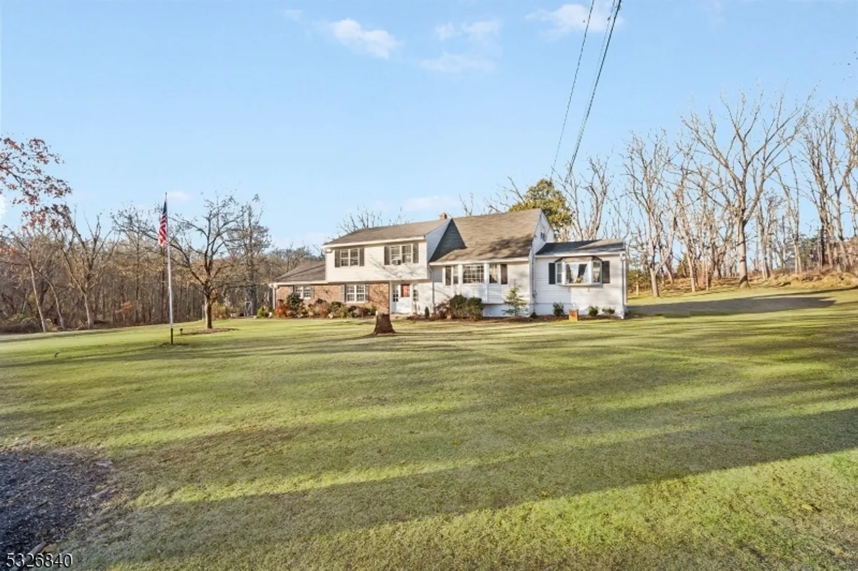 Jersey City/Hoboken Real Estate | View 25 Sherwood Dr | Listing