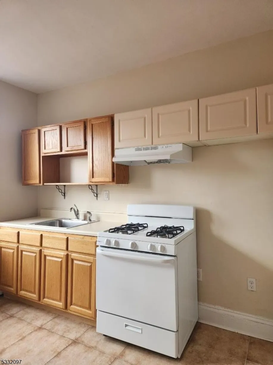 Jersey City/Hoboken Real Estate | View 80 Union Ave C2, C2 | Listing