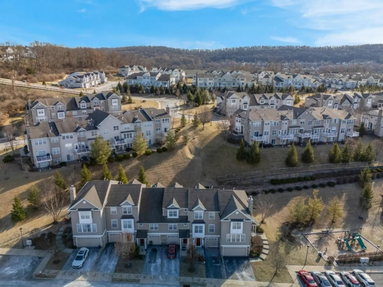 Central NJ/Bucks County, PA Real Estate | View 78 Indigo Rd | 3 Beds, 2 Baths