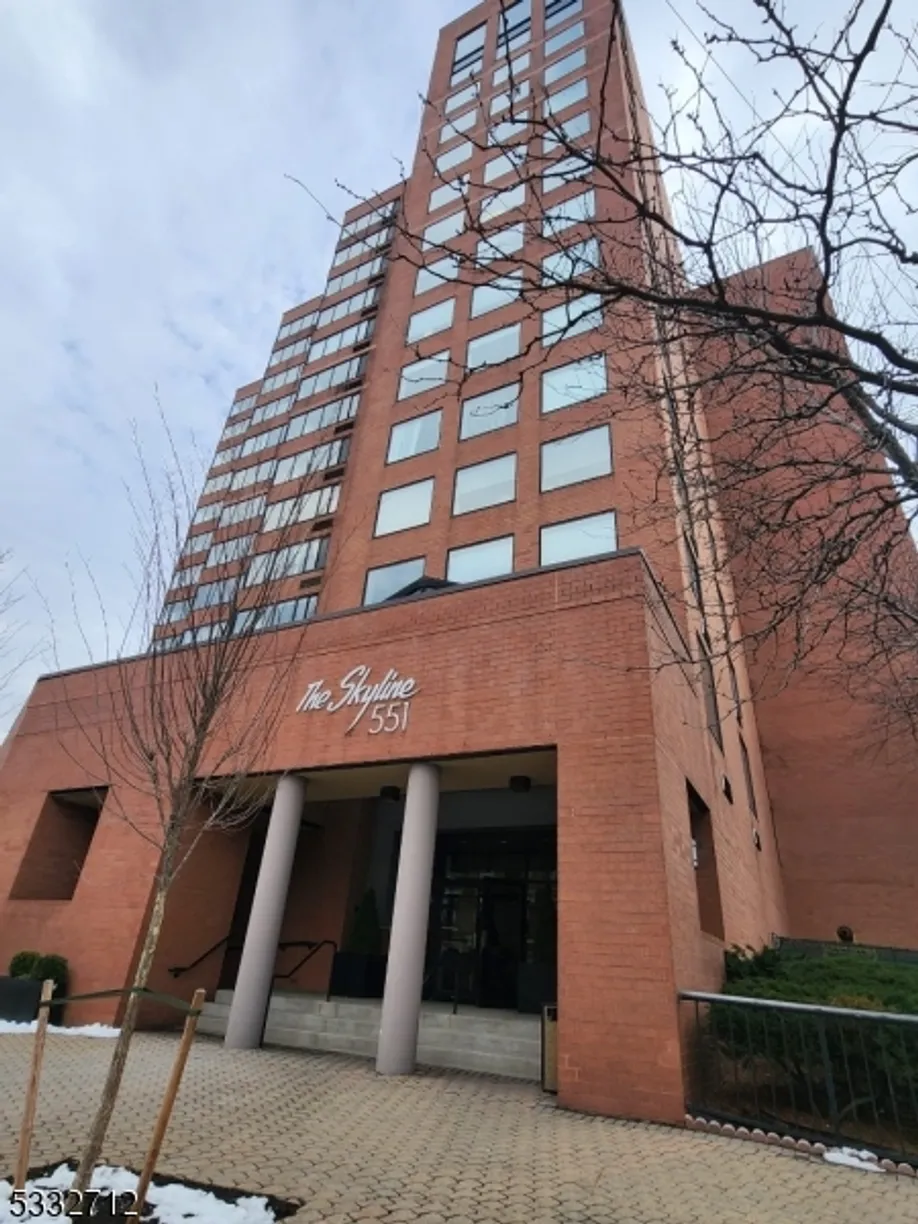 Jersey City/Hoboken Real Estate | View 551 Observer Hwy, 12-D | 2 Beds, 2 Baths