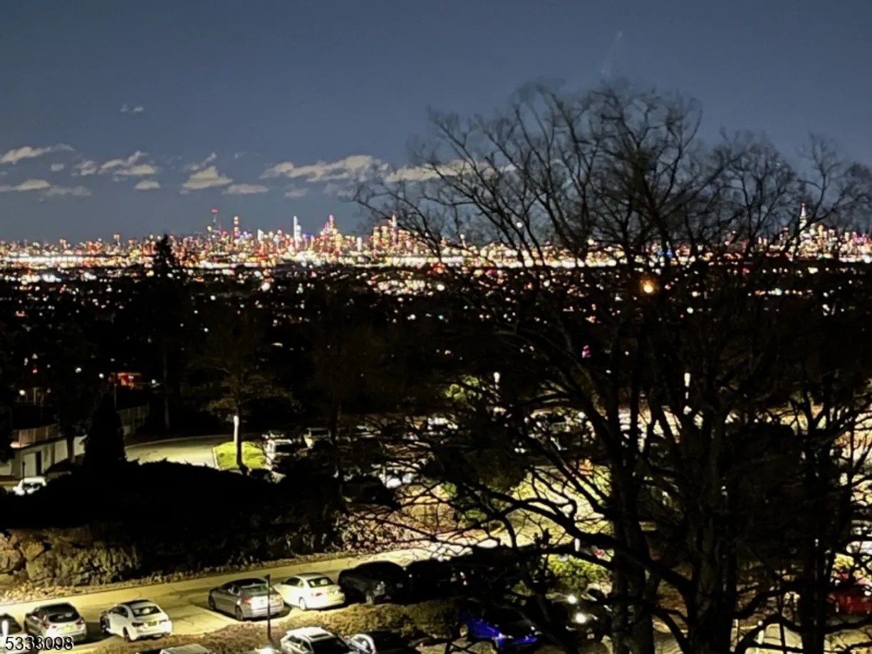 Jersey City/Hoboken Real Estate | View 1 Claridge Dr, 726 | 1 Bed