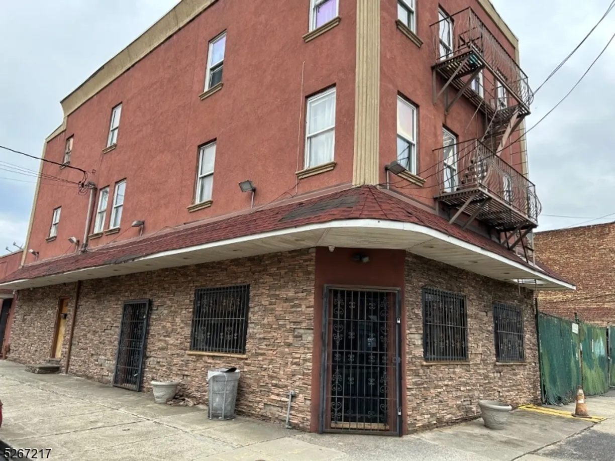 Rockland/Orange/NJ Real Estate | View 303 Sherman Ave | Listing