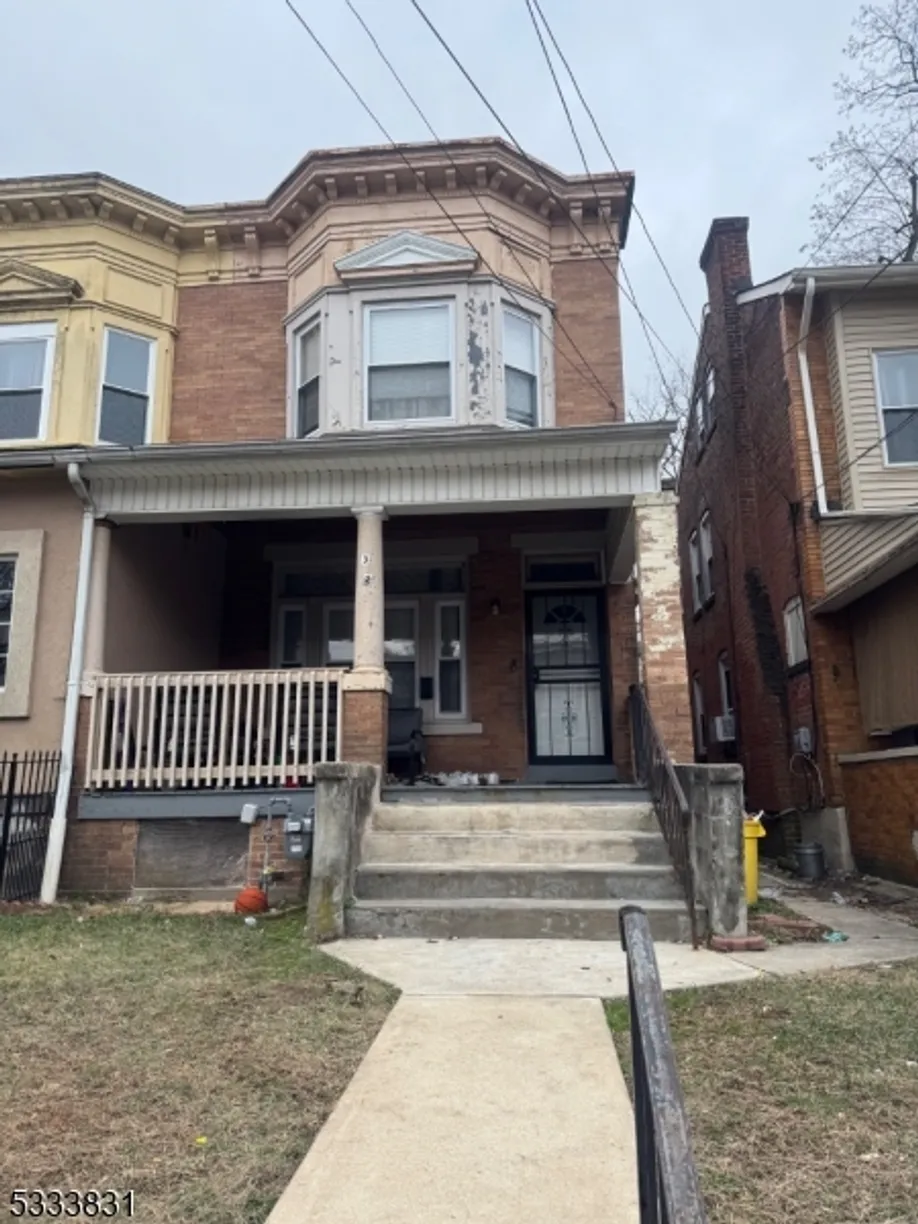 Central NJ/Bucks County, PA Real Estate | View 32 General Greene Ave | 3 Beds, 1 Bath