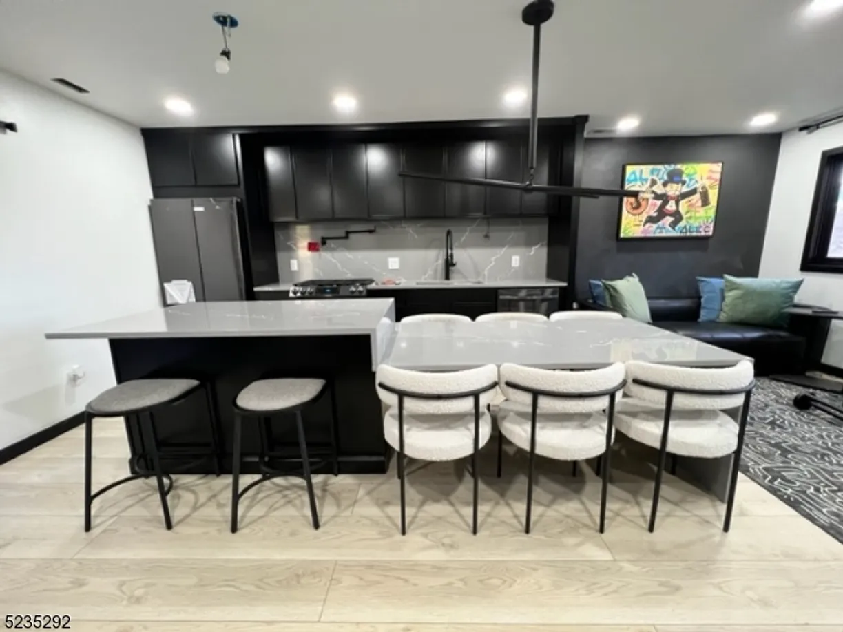 Jersey City/Hoboken Real Estate | View 20 Augusta Dr, 3 | Listing