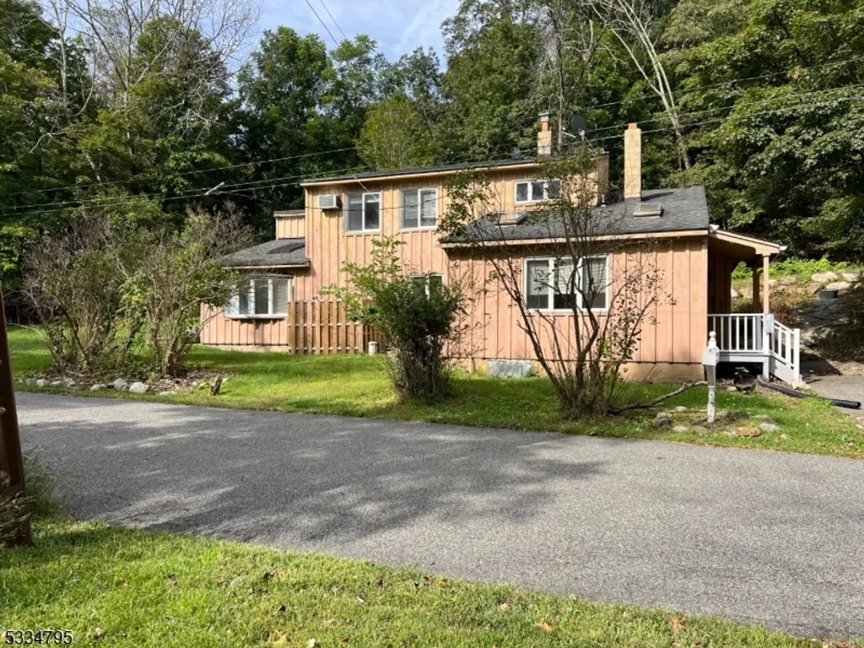 Bergen County Real Estate | View 101 Magee Rd | Listing