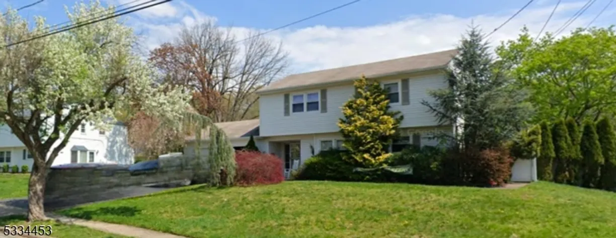Jersey City/Hoboken Real Estate | View 80 Palmer Dr | 4 Beds
