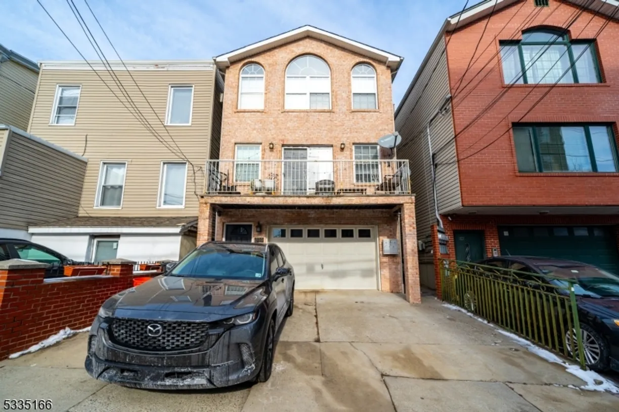 Jersey City/Hoboken Real Estate | View 314 6th St | Listing