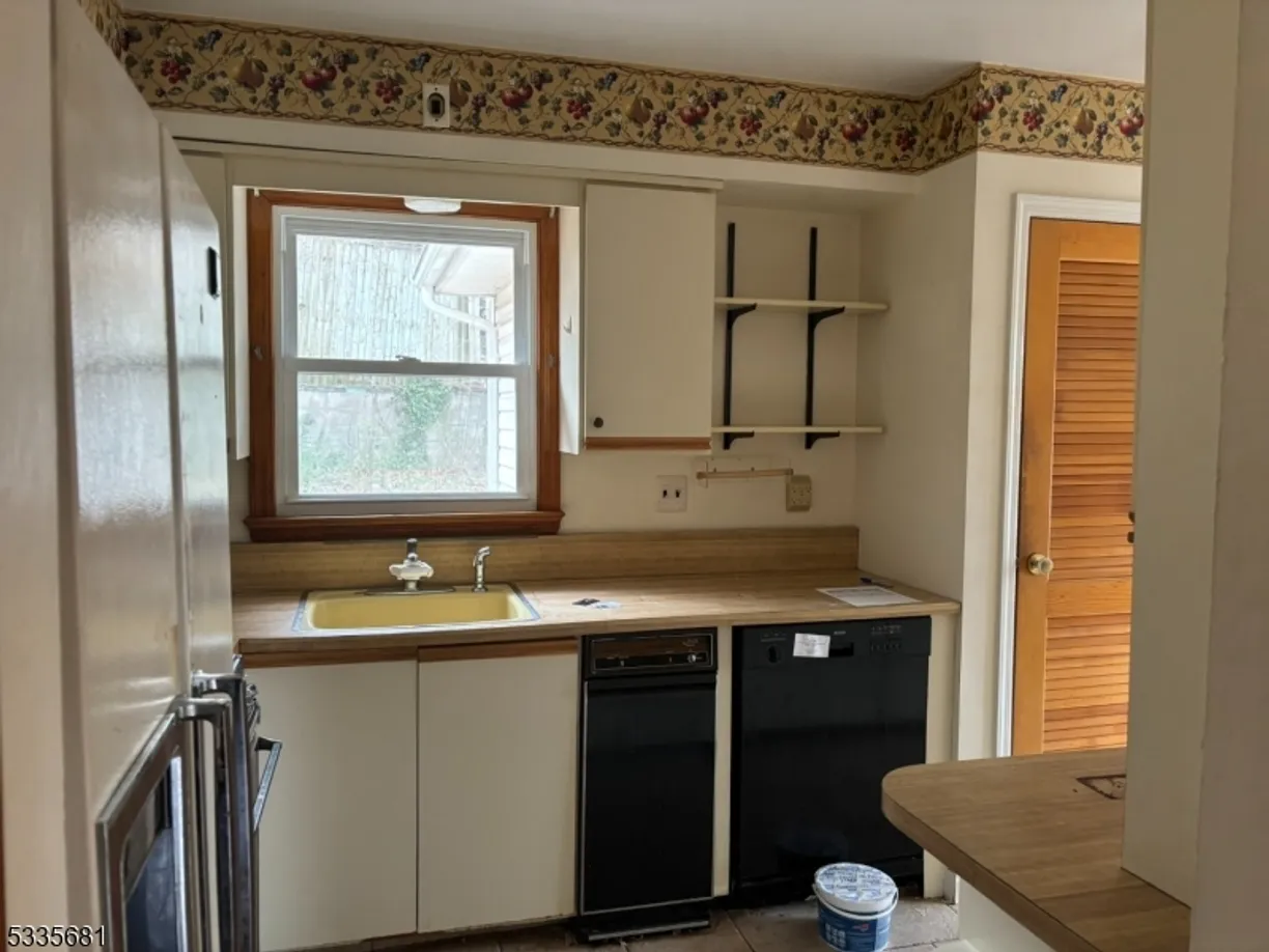 Bergen County Real Estate | View 111 Mohawk Trl | Listing