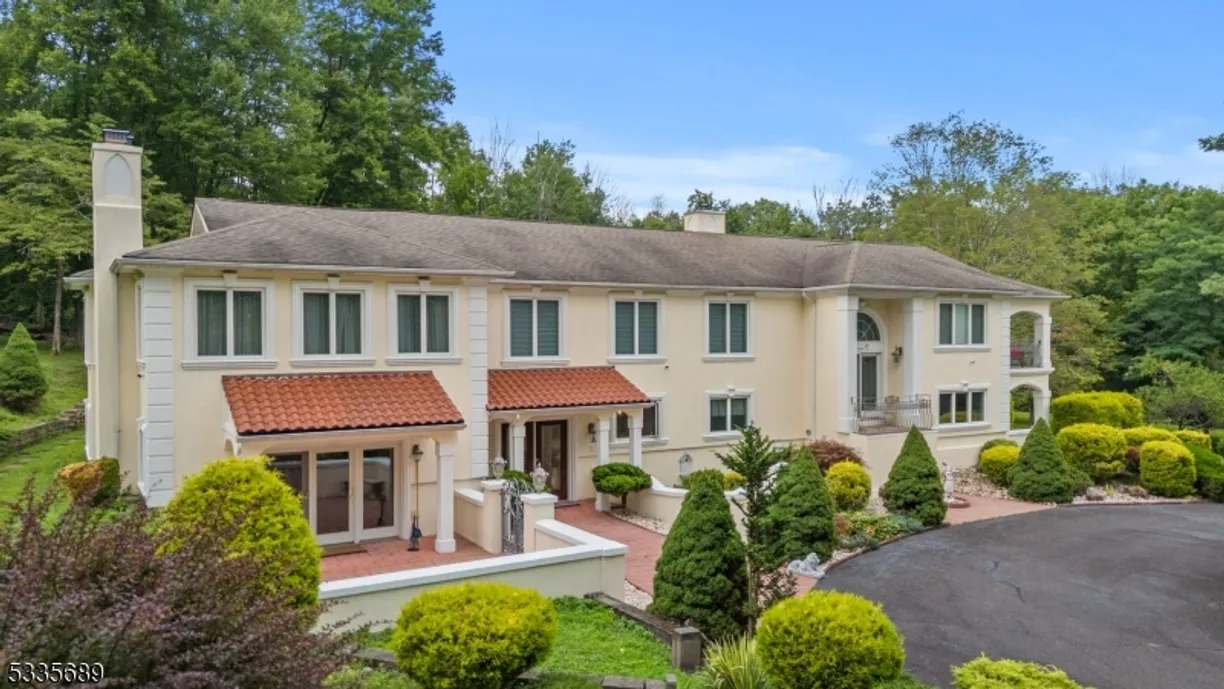Jersey City/Hoboken Real Estate | View 1 Southern Slope Ter | 5 Beds, 3 Baths