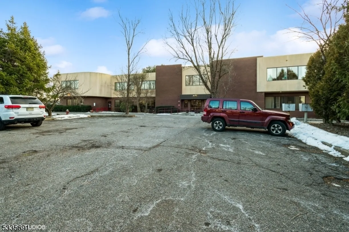 Jersey City/Hoboken Real Estate | View 1553 Rt 27 | Listing
