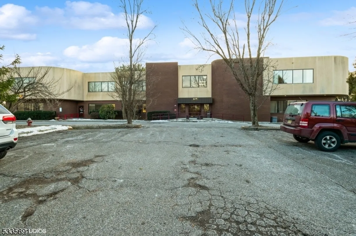 Jersey City/Hoboken Real Estate | View 1553 Rt 27 | Listing