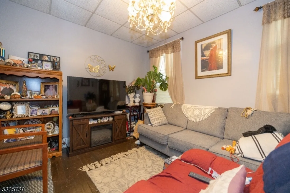 Jersey City/Hoboken Real Estate | View 315 Pearsall Ave | Listing