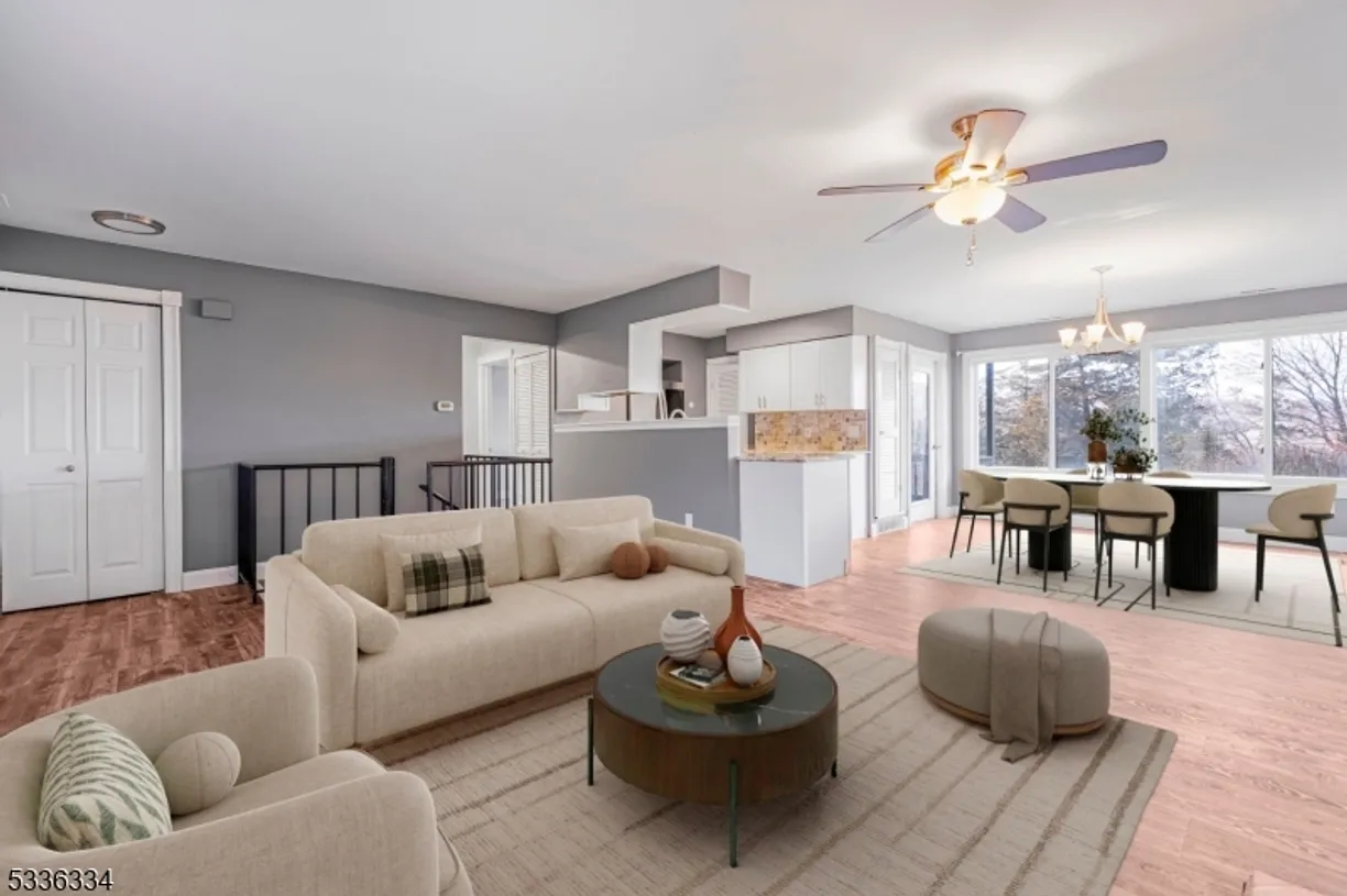 Jersey City/Hoboken Real Estate | View 1 Hilton Head, 5 | 3 Beds