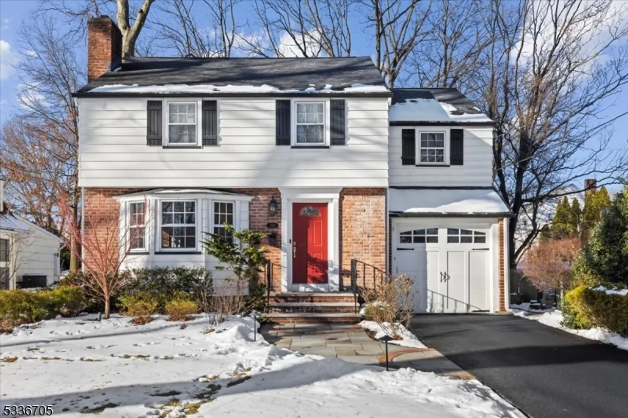 Jersey City/Hoboken Real Estate | View 254 Rodney St | 4 Beds