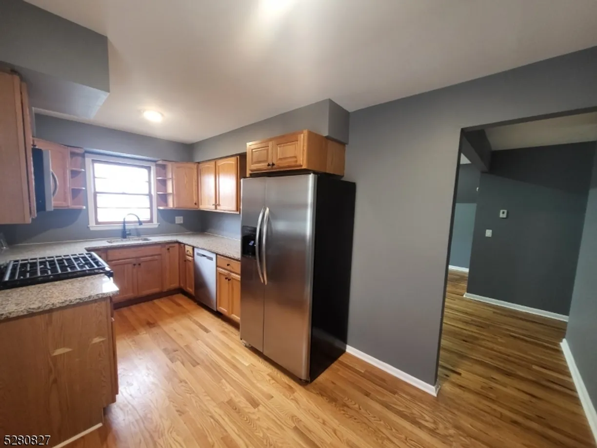 Jersey City/Hoboken Real Estate | View 16 Willard Pl, 1 | Listing